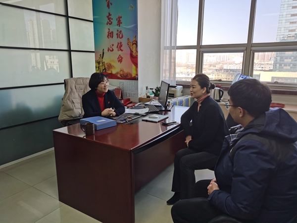 洽談照片_副本.jpg 洽談照片_副本.jpg